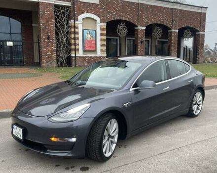 Серый Тесла Модель 3, объемом двигателя 0 л и пробегом 140 тыс. км за 16500 $, фото 1 на Automoto.ua