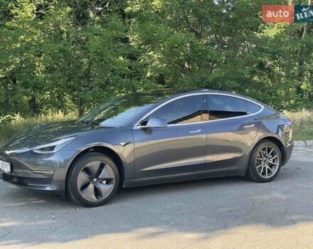 Серый Тесла Модель 3, объемом двигателя 0 л и пробегом 94 тыс. км за 18000 $, фото 10 на Automoto.ua