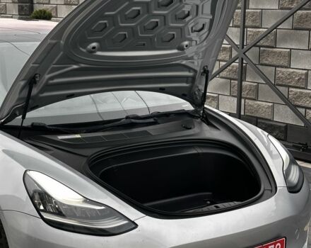 Сірий Тесла Модель 3, об'ємом двигуна 0 л та пробігом 199 тис. км за 15499 $, фото 10 на Automoto.ua