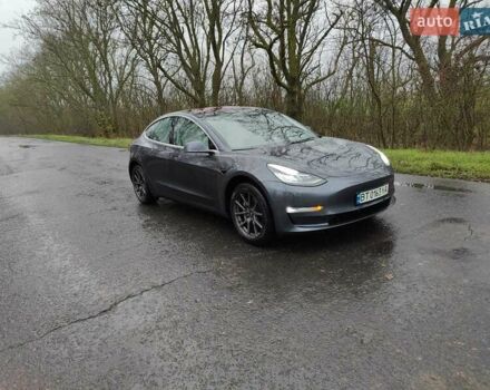 Серый Тесла Модель 3, объемом двигателя 0 л и пробегом 144 тыс. км за 16500 $, фото 7 на Automoto.ua