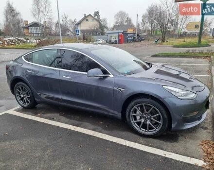 Серый Тесла Модель 3, объемом двигателя 0 л и пробегом 163 тыс. км за 17500 $, фото 1 на Automoto.ua