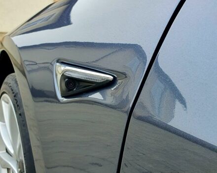 Серый Тесла Модель 3, объемом двигателя 0 л и пробегом 117 тыс. км за 27500 $, фото 10 на Automoto.ua