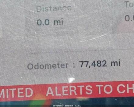 Сірий Тесла Модель 3, об'ємом двигуна 0 л та пробігом 77 тис. км за 5600 $, фото 15 на Automoto.ua