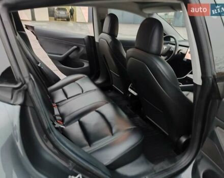 Сірий Тесла Модель 3, об'ємом двигуна 0 л та пробігом 188 тис. км за 15900 $, фото 9 на Automoto.ua