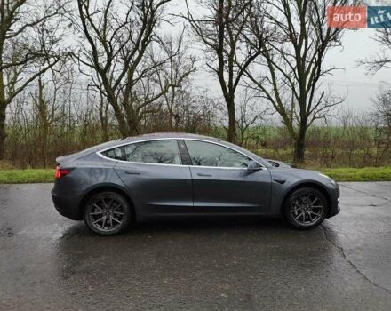 Серый Тесла Модель 3, объемом двигателя 0 л и пробегом 144 тыс. км за 16500 $, фото 19 на Automoto.ua