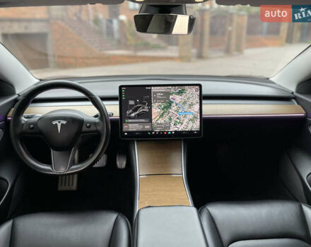 Сірий Тесла Модель 3, об'ємом двигуна 0 л та пробігом 76 тис. км за 19900 $, фото 11 на Automoto.ua
