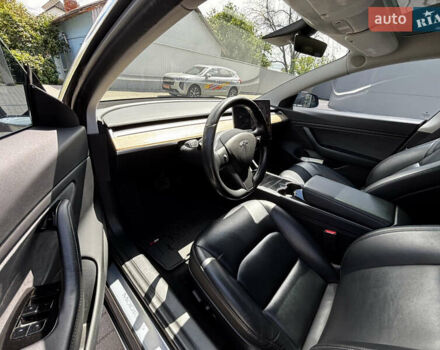Серый Тесла Модель 3, объемом двигателя 0 л и пробегом 103 тыс. км за 17500 $, фото 13 на Automoto.ua