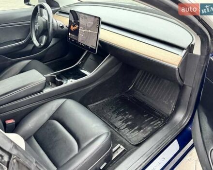 Сірий Тесла Модель 3, об'ємом двигуна 0 л та пробігом 201 тис. км за 11657 $, фото 7 на Automoto.ua