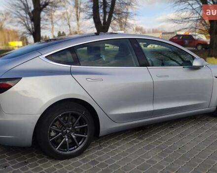 Сірий Тесла Модель 3, об'ємом двигуна 0 л та пробігом 69 тис. км за 19000 $, фото 12 на Automoto.ua