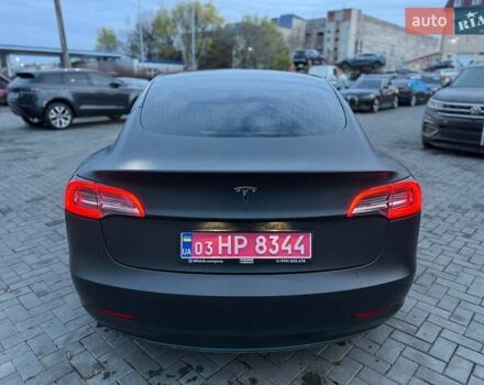 Серый Тесла Модель 3, объемом двигателя 0 л и пробегом 133 тыс. км за 12400 $, фото 5 на Automoto.ua