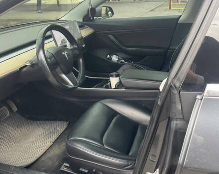 Сірий Тесла Модель 3, об'ємом двигуна 0 л та пробігом 84 тис. км за 18000 $, фото 7 на Automoto.ua