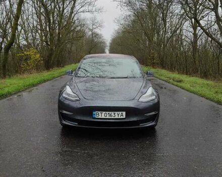 Серый Тесла Модель 3, объемом двигателя 0 л и пробегом 144 тыс. км за 16500 $, фото 3 на Automoto.ua