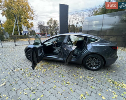 Сірий Тесла Модель 3, об'ємом двигуна 0 л та пробігом 95 тис. км за 16500 $, фото 5 на Automoto.ua