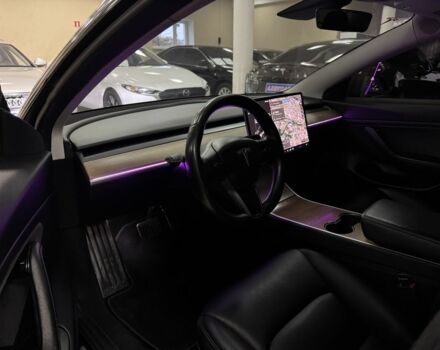 Сірий Тесла Модель 3, об'ємом двигуна 0 л та пробігом 76 тис. км за 19900 $, фото 9 на Automoto.ua