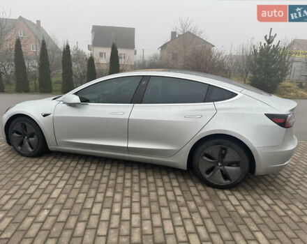 Сірий Тесла Модель 3, об'ємом двигуна 0 л та пробігом 165 тис. км за 16400 $, фото 7 на Automoto.ua