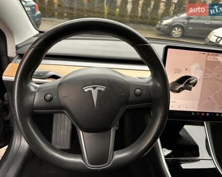 Сірий Тесла Модель 3, об'ємом двигуна 0 л та пробігом 224 тис. км за 13800 $, фото 35 на Automoto.ua