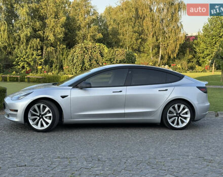 Серый Тесла Модель 3, объемом двигателя 0 л и пробегом 84 тыс. км за 17400 $, фото 19 на Automoto.ua