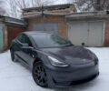 Серый Тесла Модель 3, объемом двигателя 0 л и пробегом 150 тыс. км за 16500 $, фото 1 на Automoto.ua