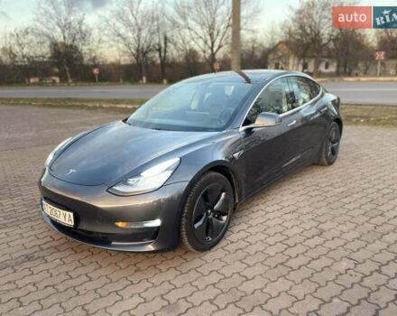 Сірий Тесла Модель 3, об'ємом двигуна 0 л та пробігом 122 тис. км за 17500 $, фото 6 на Automoto.ua