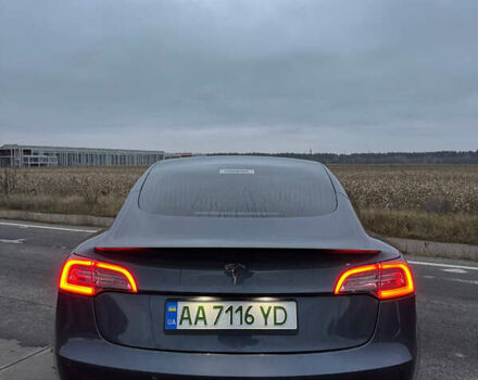 Сірий Тесла Модель 3, об'ємом двигуна 0 л та пробігом 115 тис. км за 19300 $, фото 3 на Automoto.ua