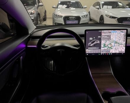 Сірий Тесла Модель 3, об'ємом двигуна 0 л та пробігом 76 тис. км за 19900 $, фото 12 на Automoto.ua