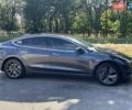 Серый Тесла Модель 3, объемом двигателя 0 л и пробегом 94 тыс. км за 18000 $, фото 16 на Automoto.ua