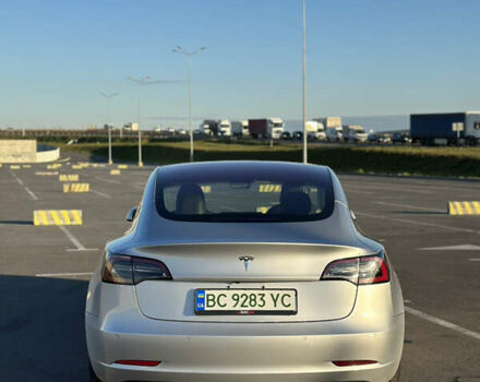 Серый Тесла Модель 3, объемом двигателя 0 л и пробегом 71 тыс. км за 17400 $, фото 7 на Automoto.ua