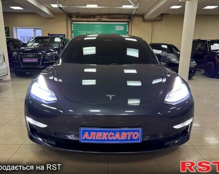 Сірий Тесла Модель 3, об'ємом двигуна 0.21 л та пробігом 76 тис. км за 19900 $, фото 1 на Automoto.ua