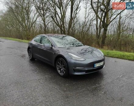 Серый Тесла Модель 3, объемом двигателя 0 л и пробегом 144 тыс. км за 16500 $, фото 4 на Automoto.ua