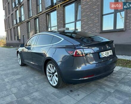 Сірий Тесла Модель 3, об'ємом двигуна 0 л та пробігом 186 тис. км за 16999 $, фото 15 на Automoto.ua