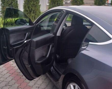 Серый Тесла Модель 3, объемом двигателя 0 л и пробегом 182 тыс. км за 15000 $, фото 8 на Automoto.ua