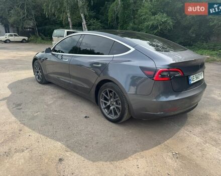 Сірий Тесла Модель 3, об'ємом двигуна 0 л та пробігом 190 тис. км за 15500 $, фото 3 на Automoto.ua