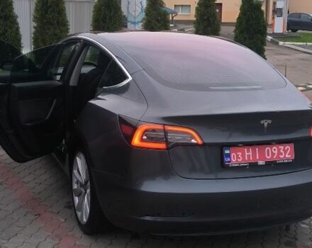 Серый Тесла Модель 3, объемом двигателя 0 л и пробегом 182 тыс. км за 15000 $, фото 3 на Automoto.ua