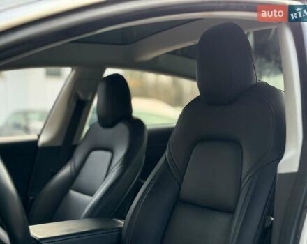 Сірий Тесла Модель 3, об'ємом двигуна 0 л та пробігом 140 тис. км за 17999 $, фото 13 на Automoto.ua