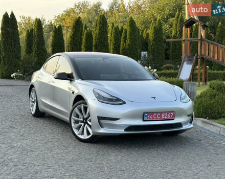 Серый Тесла Модель 3, объемом двигателя 0 л и пробегом 84 тыс. км за 17400 $, фото 12 на Automoto.ua