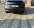 Серый Тесла Модель 3, объемом двигателя 0 л и пробегом 122 тыс. км за 15490 $, фото 2 на Automoto.ua