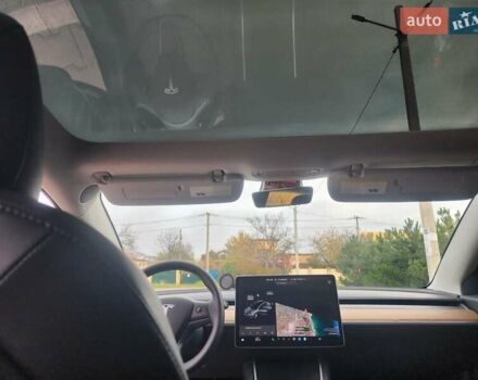 Серый Тесла Модель 3, объемом двигателя 0 л и пробегом 282 тыс. км за 16300 $, фото 14 на Automoto.ua