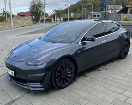 Тесла Модель 3 2018 в Надворной на Automoto.ua Серый Тесла Модель 3, объемом двигателя 0 л и пробегом 120 тыс. км за 19200 $, фото 8 на Automoto.ua