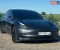 Серый Тесла Модель 3, объемом двигателя 0 л и пробегом 144 тыс. км за 16000 $, фото 1 на Automoto.ua