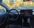 Серый Тесла Модель 3, объемом двигателя 0 л и пробегом 62 тыс. км за 16800 $, фото 16 на Automoto.ua