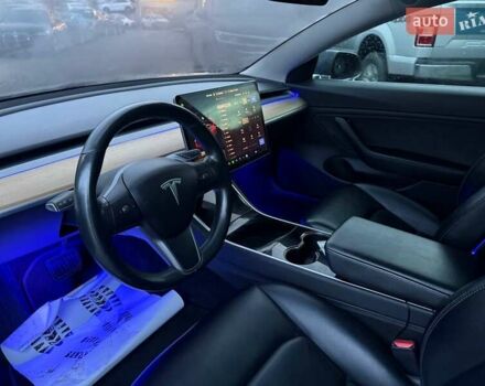 Серый Тесла Модель 3, объемом двигателя 0 л и пробегом 133 тыс. км за 12400 $, фото 12 на Automoto.ua