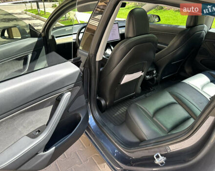 Серый Тесла Модель 3, объемом двигателя 0 л и пробегом 90 тыс. км за 17600 $, фото 38 на Automoto.ua