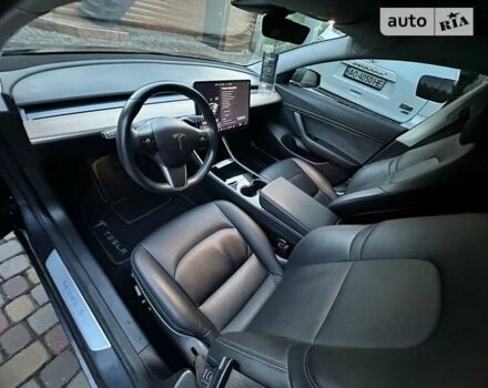 Серый Тесла Модель 3, объемом двигателя 0 л и пробегом 87 тыс. км за 22500 $, фото 11 на Automoto.ua