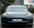 Серый Тесла Модель 3, объемом двигателя 0 л и пробегом 125 тыс. км за 17000 $, фото 1 на Automoto.ua