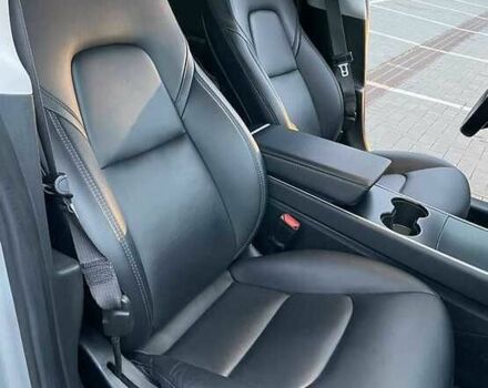 Серый Тесла Модель 3, объемом двигателя 0 л и пробегом 121 тыс. км за 11900 $, фото 12 на Automoto.ua