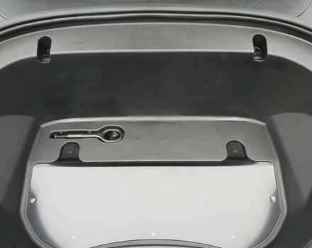 Серый Тесла Модель 3, объемом двигателя 0 л и пробегом 140 тыс. км за 16500 $, фото 5 на Automoto.ua