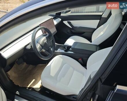 Сірий Тесла Модель 3, об'ємом двигуна 0 л та пробігом 157 тис. км за 16900 $, фото 15 на Automoto.ua