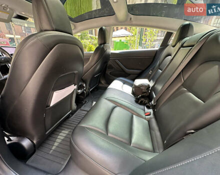 Серый Тесла Модель 3, объемом двигателя 0 л и пробегом 90 тыс. км за 17600 $, фото 36 на Automoto.ua