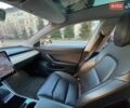 Серый Тесла Модель 3, объемом двигателя 0 л и пробегом 169 тыс. км за 14999 $, фото 5 на Automoto.ua