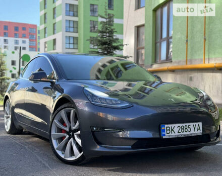 Серый Тесла Модель 3, объемом двигателя 0 л и пробегом 86 тыс. км за 21999 $, фото 1 на Automoto.ua